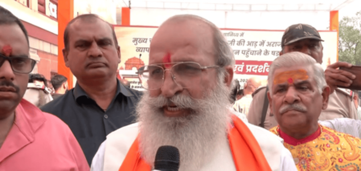 विपक्ष के विरोध प्रदर्शन पर फूटा व्यापारियों का गुस्सा, बोले दीपावली सीजन हो रहा बर्बाद