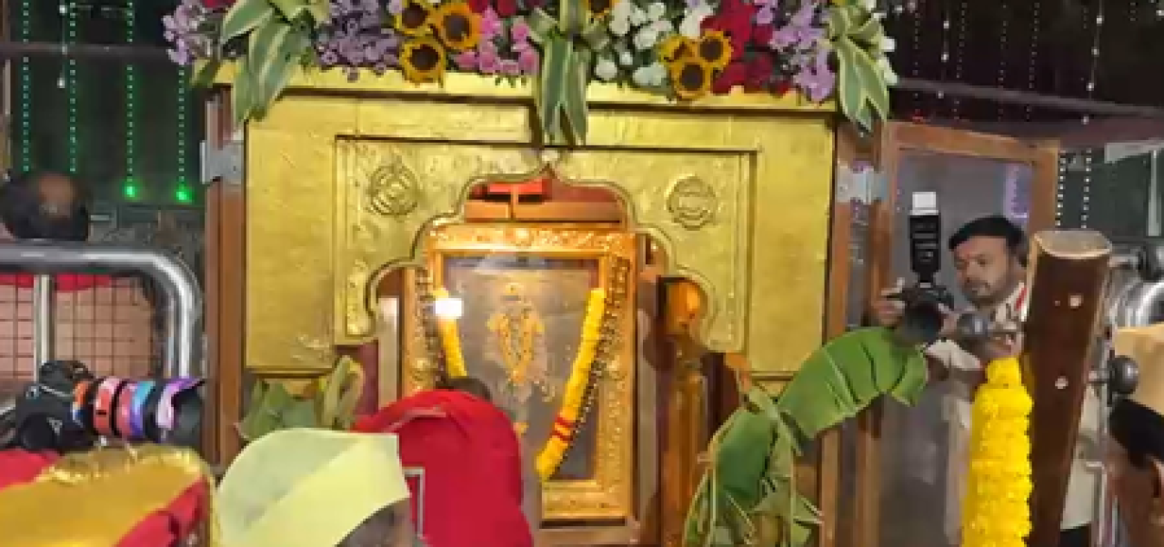 शिरडी में श्री साईबाबा के 108वें पुण्यतिथि उत्सव का मुख्य दिन, साई नाम के जयघोष से गूंज उठी साईनगरी