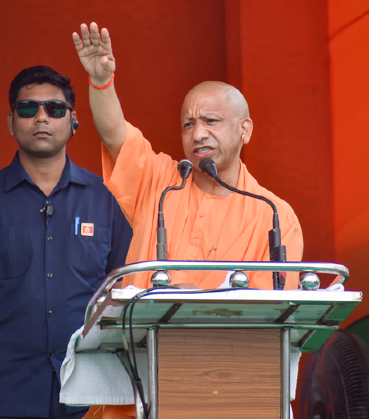 सपा को माफिया की कब्र पर आंसू बहाने की फिक्र, शिक्षकों के हितों की नहीं: सीएम योगी