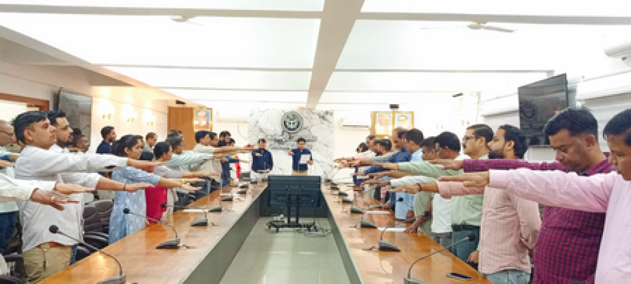 सरदार पटेल की 151वीं जयंती पर मनाया गया राष्ट्रीय एकता दिवस, अधिकारियों-कर्मचारियों ने ली एकता की शपथ