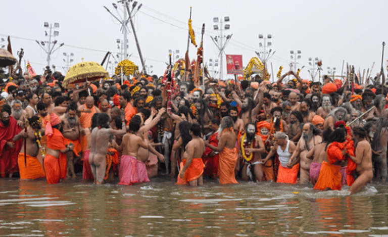 सर्दियों में यात्रा का बना रहे हैं प्लान? प्रयागराज, वाराणसी और अयोध्या की सैर से लगेंगे चार चांद