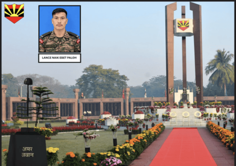 सर्वोच्च बलिदान देने वाले लांस नायक एबेट पालोह को जनरल धीरज सेठ ने दी श्रद्धांजलि
