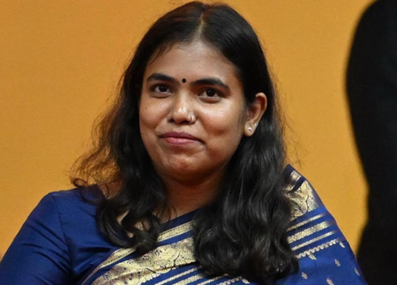 सीएम विजय पर अभद्र टिप्पणी का मामला, मंत्री कीर्तना ने डीएमके की महिला पदाधिकारी के बयान को बताया शर्मनाक