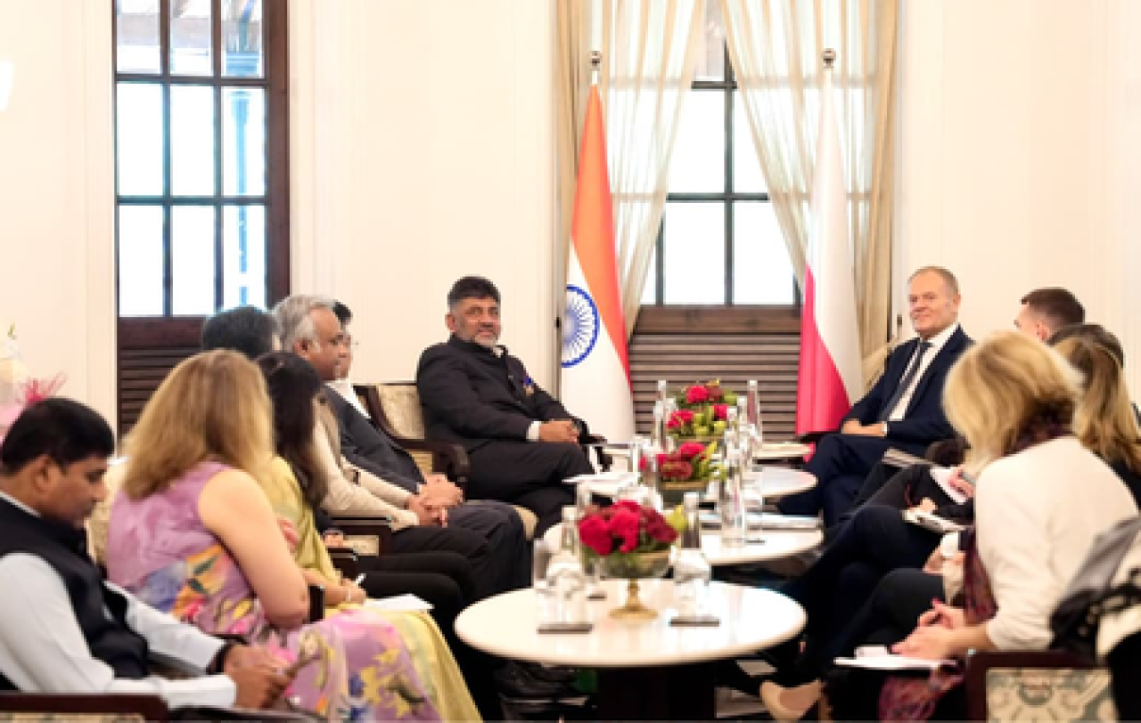 सीएम शिवकुमार ने पोलैंड के पीएम टस्क से की मुलाकात, ‘ग्लोबल इन्वेस्टर्स मीट 2027’ के लिए साझेदार बनने का दिया निमंत्रण