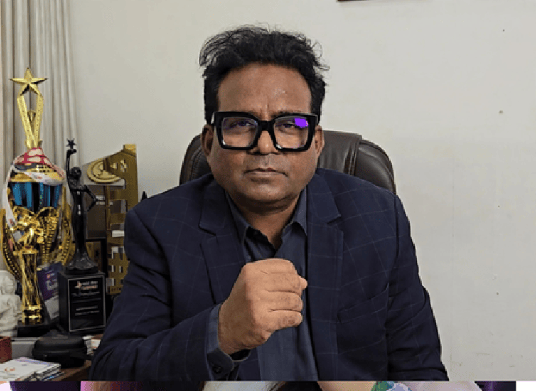 ‘सोनाक्षी इतनी बड़ी स्टार नहीं कि बिना पब्लिसिटी फिल्म देखने पहुंचें दर्शक’, ‘तू है मेरी किरण’ पर बोले गिरीश वानखेड़े