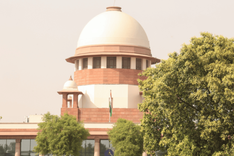 Supreme Court ने सीजेआई के खिलाफ टिप्पणी करने पर संजय राउत और पत्रकार निखिल वागले को अवमानना ​​नोटिस जारी किया